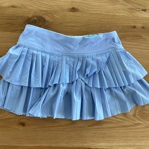Girls lululemon tennis skirt. Shorts under size 8